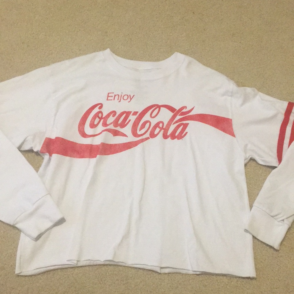 💝Coca-Cola cropped long sleeve graphic tee L